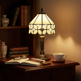 AURELIA | A RÉGI VILÁG ÜVEGLÁMPÁJA