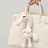 Fehér Kulcstartó "Pimasz ló"